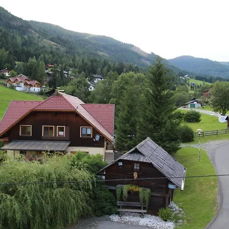 شقة Alpenrose Boutique By Globalimmoservice *